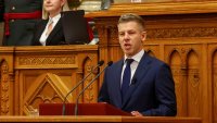 Мадяр положи клетва като премиер на Унгария