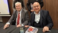 Стадион "Локомотив&ldquo; вече носи името на Христо Бонев