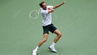 Медведев записа втора чиста победа и е в третия кръг на US Open