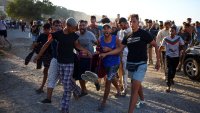 Плуване към нов живот: Историята на един от хилядите мароканци, щурмували Сеута