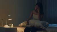 Защо се събуждаме посред нощ? Лекари разкриват причините