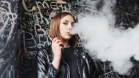 Вейповете и децата: Кашлица, астма, депресия и риск от пристрастяване към цигарите