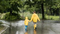 Времето в събота: Топло, ветровито и с опасност от бури