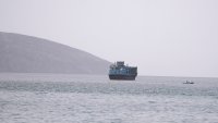 Иран спря три танкера в Ормузкия пролив и заплаши САЩ
