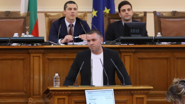 Депутатът от Продължаваме промяната Христо Петров по известен като Ицо