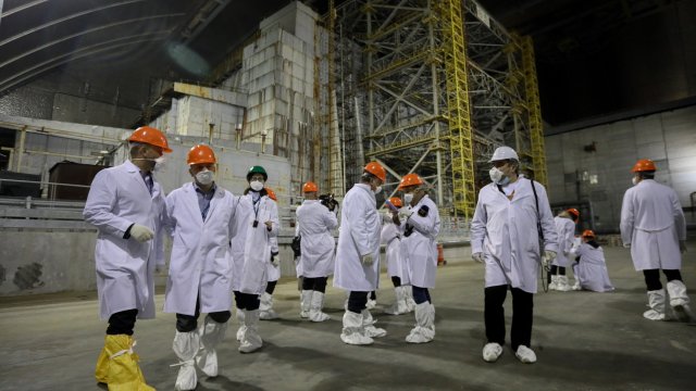 Чернобилската и Запорожката атомни централи в Украйна, които сега се