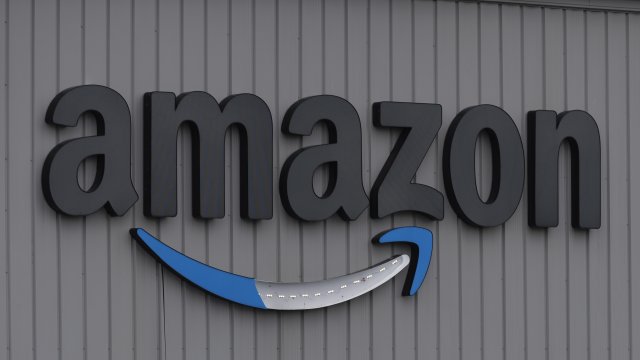 Amazon обяви че ще съкрати над 18 000 работни места