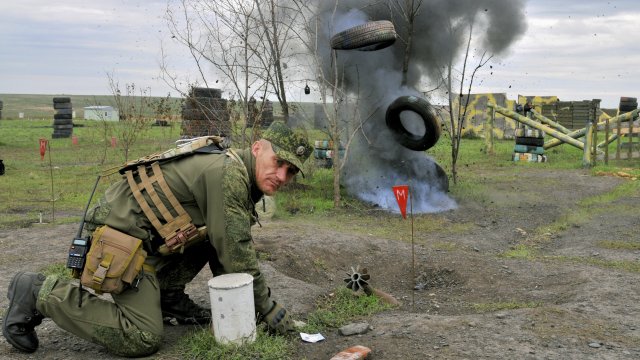 Нови атаки по въздух и суша в Украйна. През последните