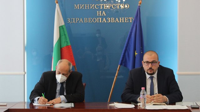 Обмислят се по-строги противоепидемични мерки в България, ако се окаже