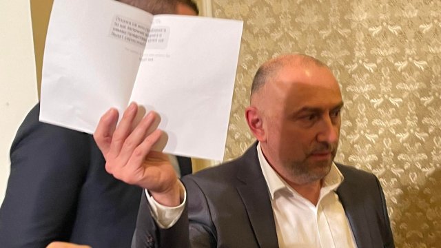 Депутатът от Има такъв народ и кандидат за управител на