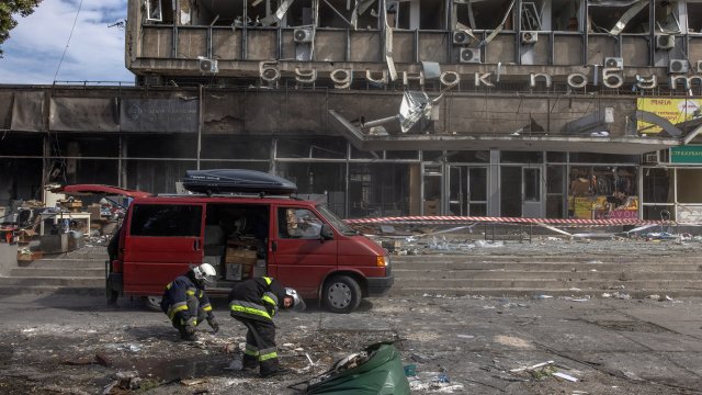 Най-малко 1 човек е загинал след обстрел в украинския град