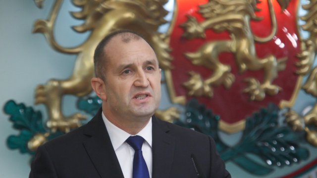 Така нареченото френско предложение съдържа голяма част от основните български