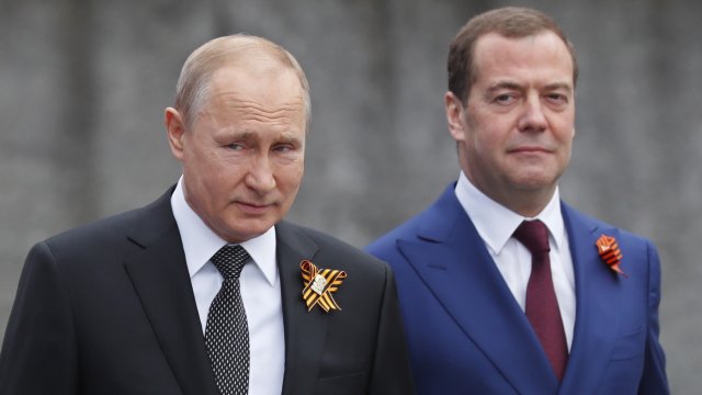 Президентът на Русия (2008 - 2012) Дмитрий Медведев предупреди, че