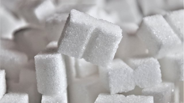 Захарта е един от най-големите врагове на здравето и стройната