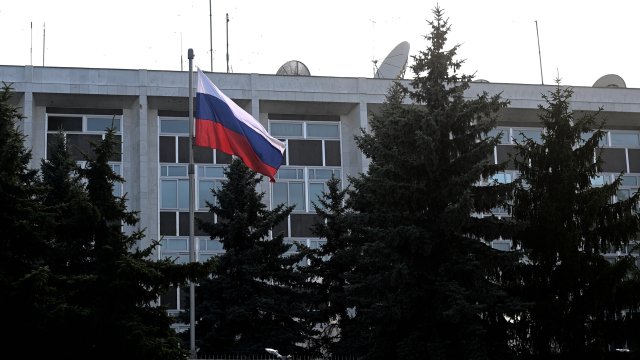 Москва ще обсъди въпроса относно необходимостта да запази своето дипломатическо