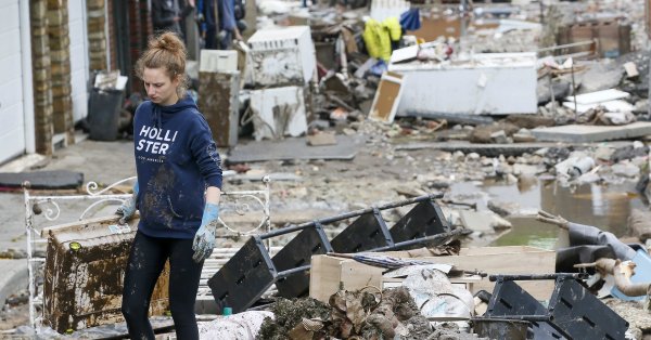Водният ад достигна и австрийските Алпи, в Бавария - извънредно положение - Vimarsana News